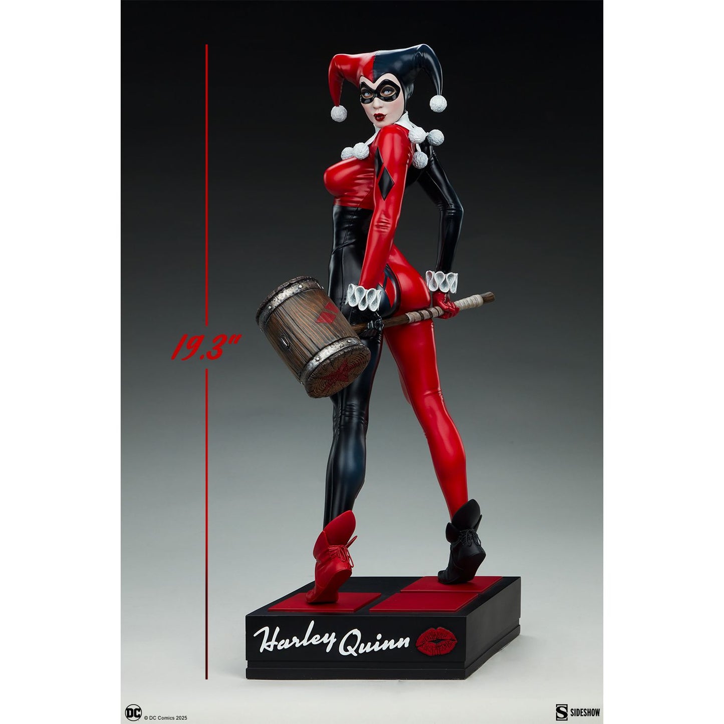 HARLEY QUINN™ Premium Format™ Figure