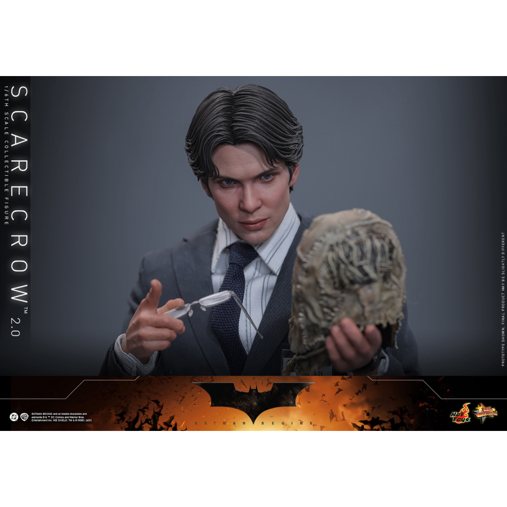 BATMAN BEGINS Scarecrow™ (2.0) Sixth Scale Figure