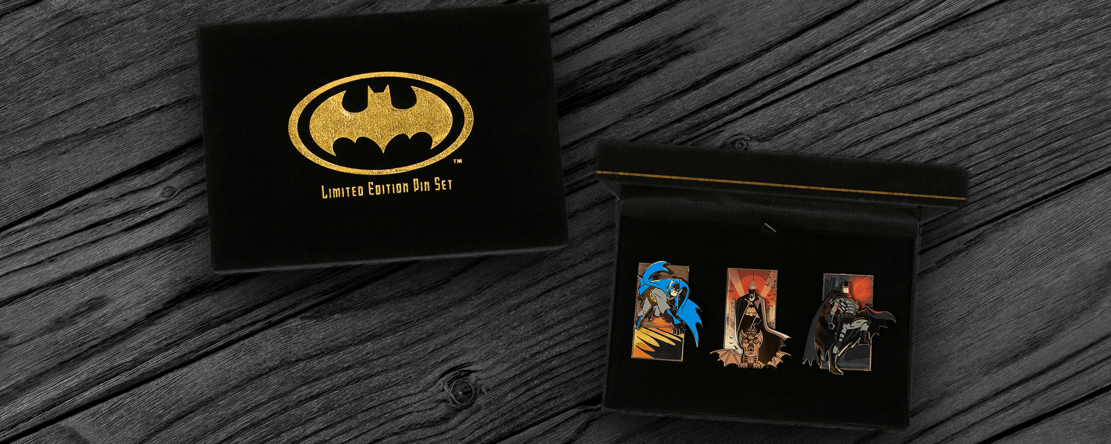 BATMAN Limited Edition Exclusive Pin Box Set