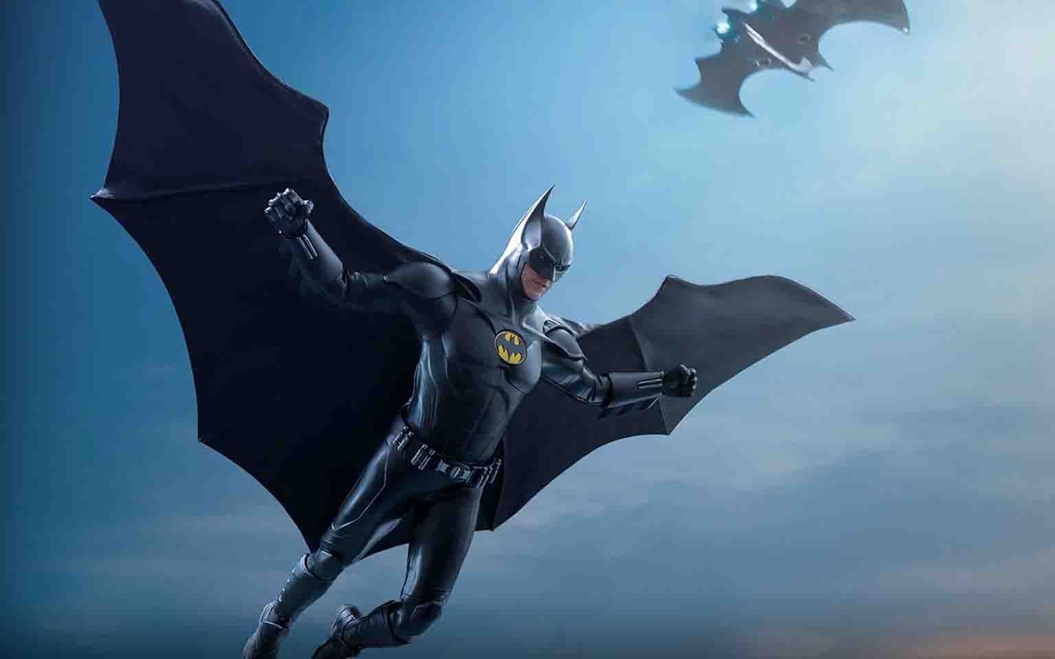 THE FLASH (Movie) Batman (Modern Suit) 1/6 Scale Figure
