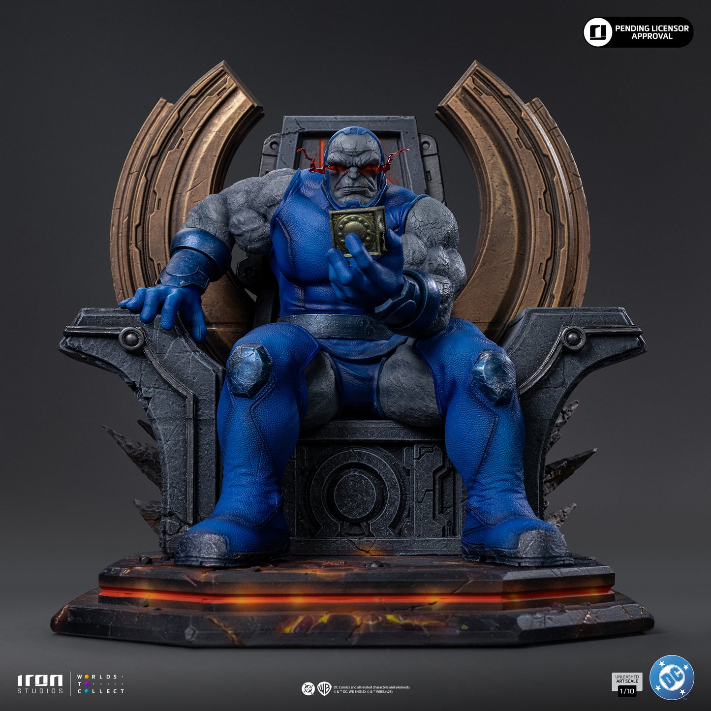 Darkseid Unleashed 1:10 Scale Statue Iron Studios-6