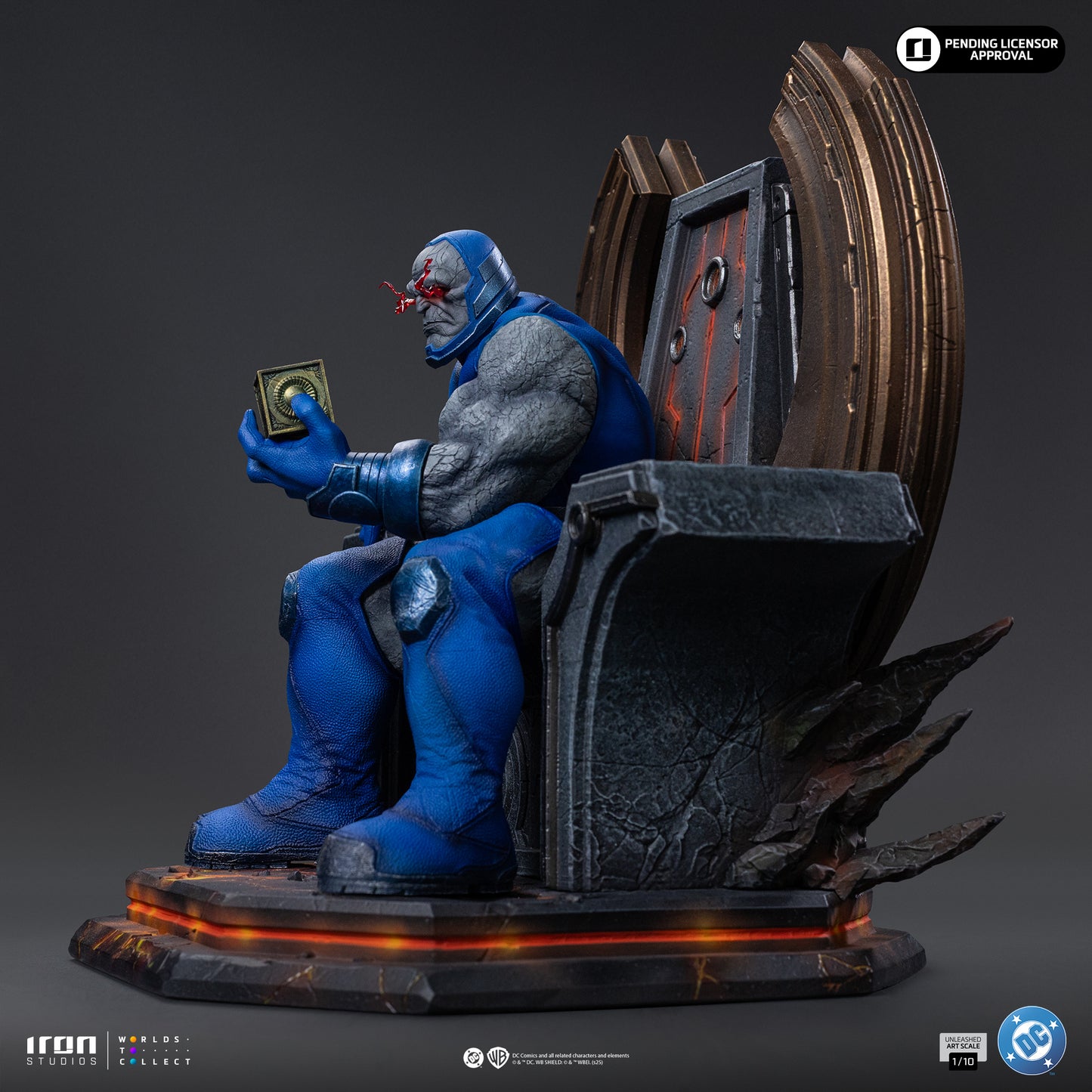 Darkseid Unleashed 1:10 Scale Statue Iron Studios-8
