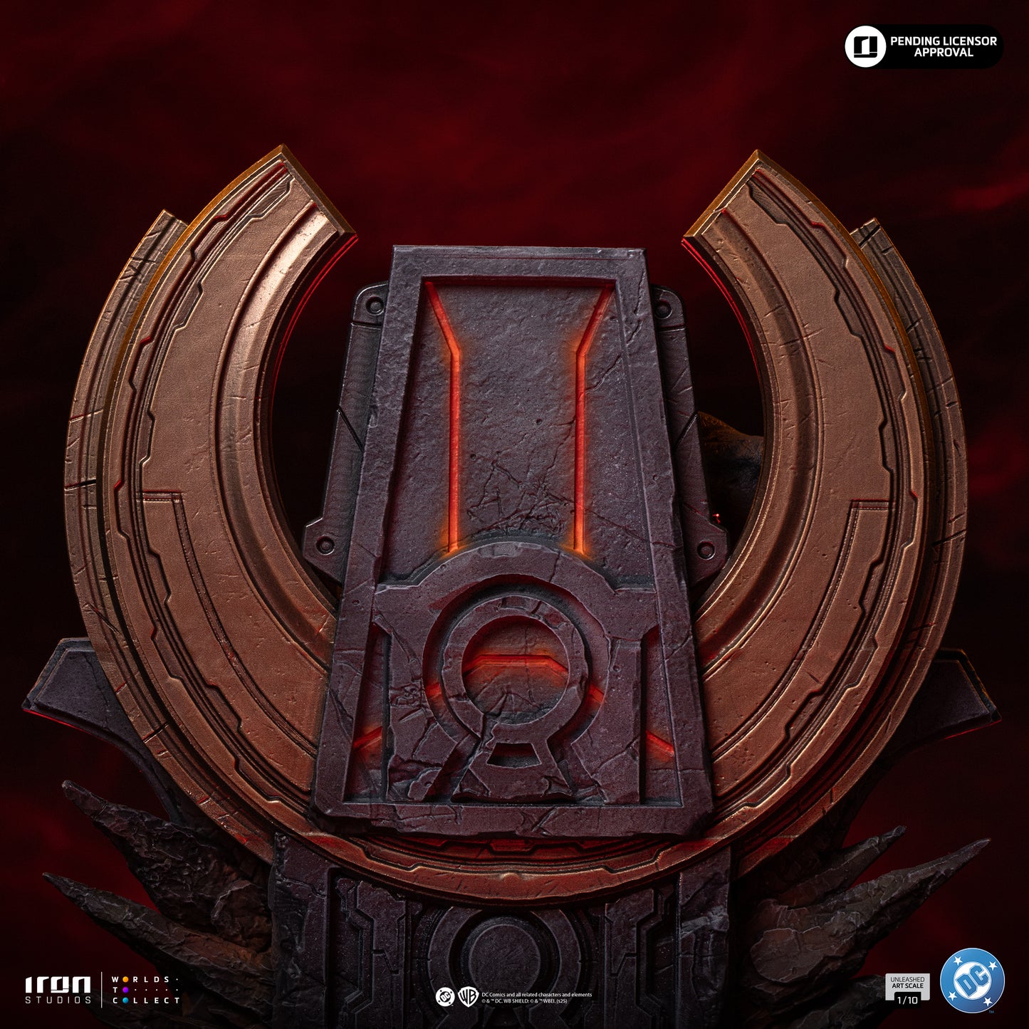 Darkseid Unleashed 1:10 Scale Statue Iron Studios-14