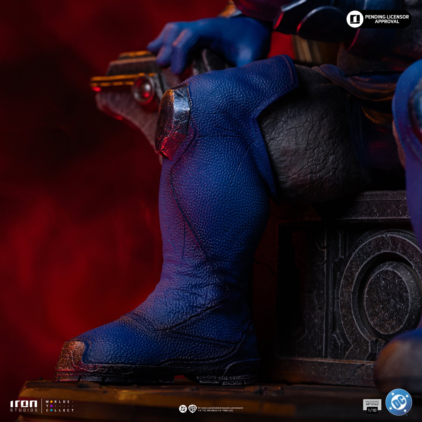 Darkseid Unleashed 1:10 Scale Statue Iron Studios-16
