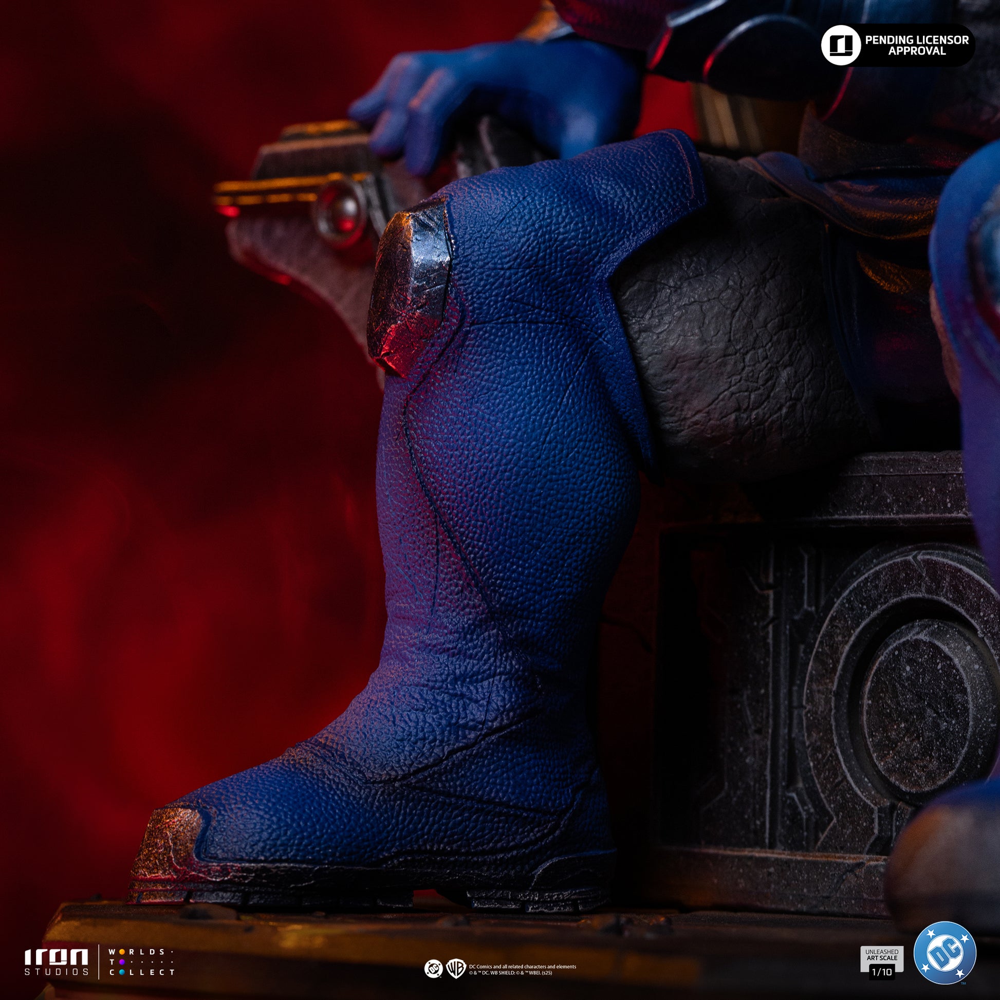 Darkseid Unleashed 1:10 Scale Statue Iron Studios-16