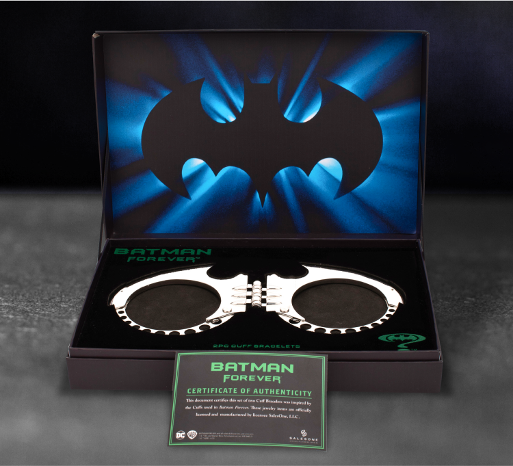 BAT CUFFS REPLICA BRACELET SET