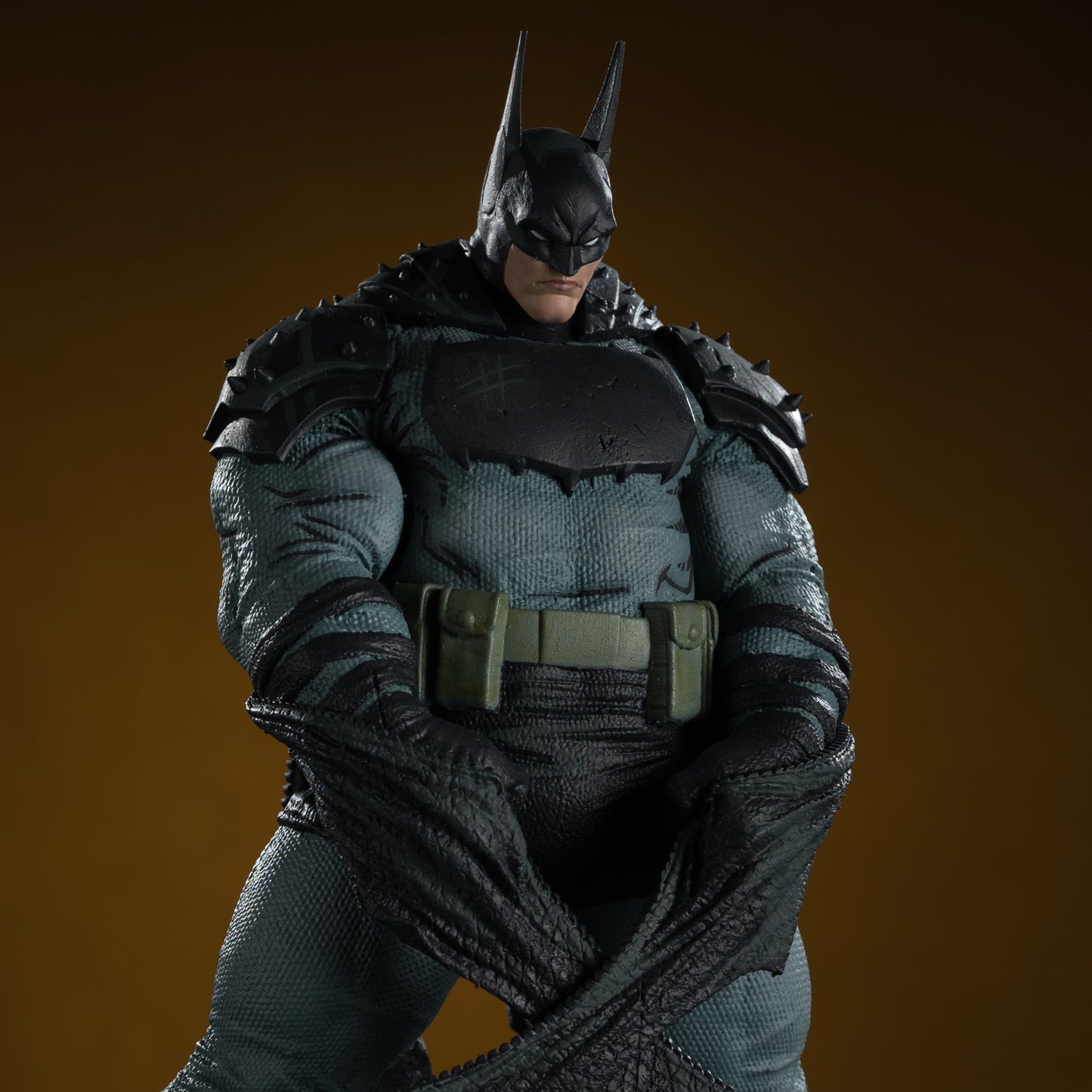 ABSOLUTE BATMAN by Nick Dragotta McFarlane Toys DC Direct Resin Statue