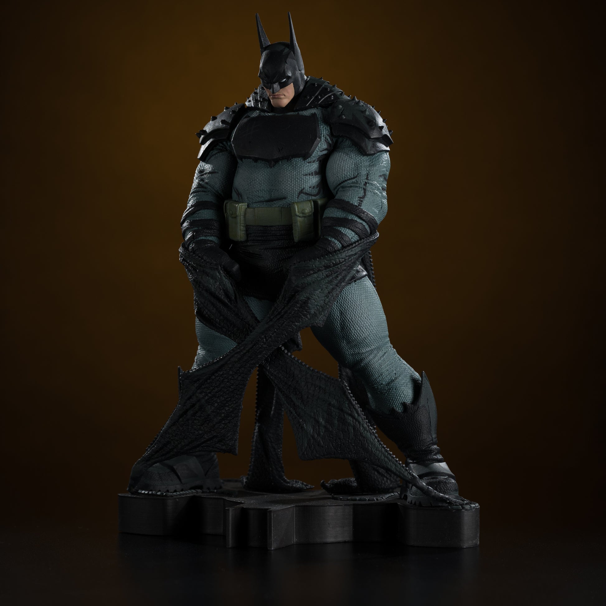 ABSOLUTE BATMAN by Nick Dragotta McFarlane Toys DC Direct Resin Statue-3