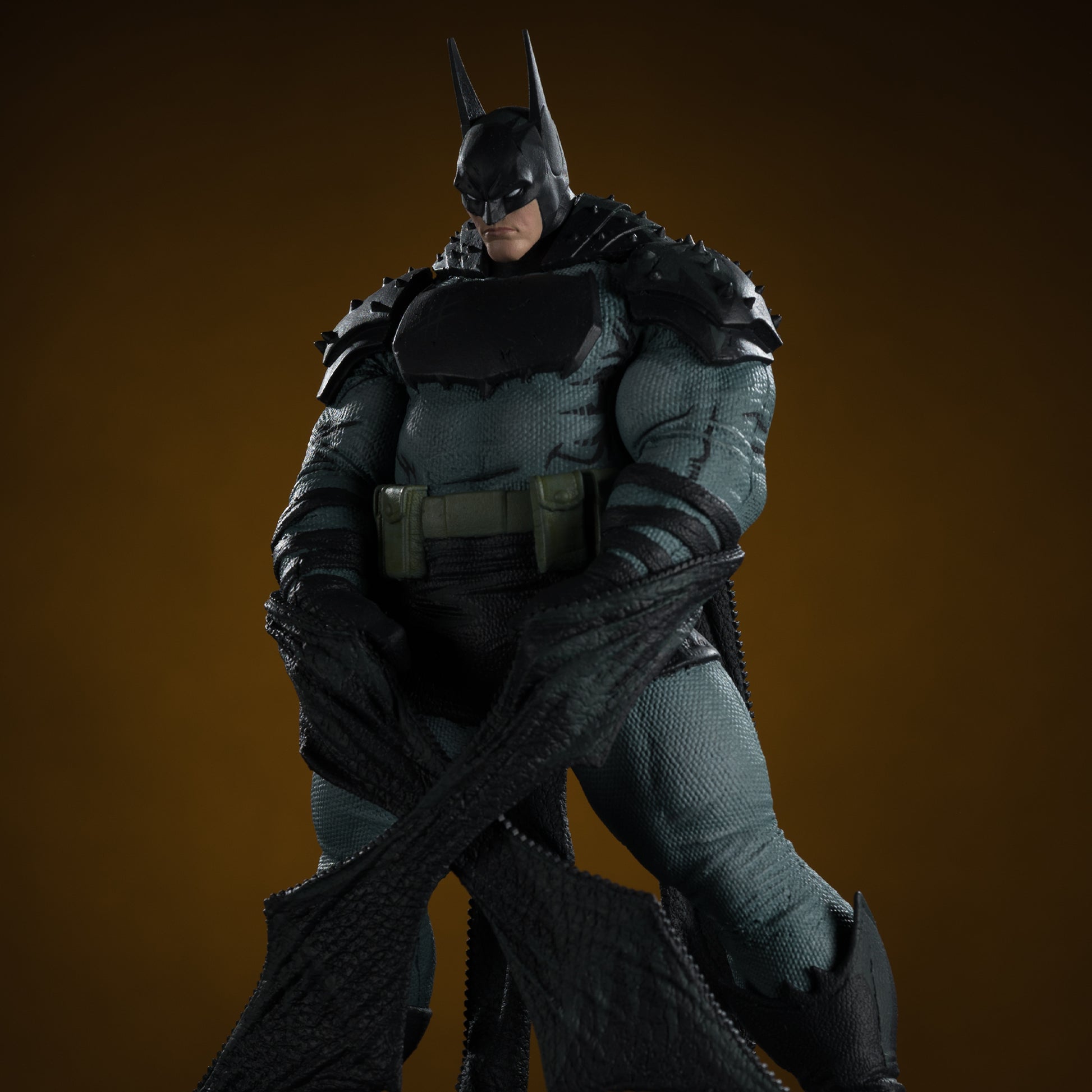 ABSOLUTE BATMAN by Nick Dragotta McFarlane Toys DC Direct Resin Statue-8