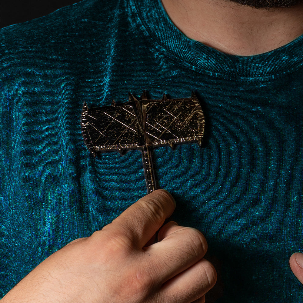 ABSOLUTE BATMAN Battle Axe Lapel Pin Collector’s Box