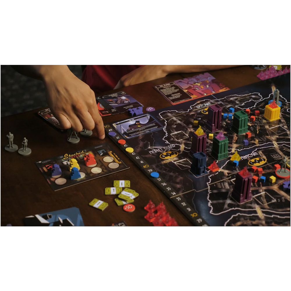 BATMAN: THE ANIMATED SERIES Enemies of Gotham City Board Game