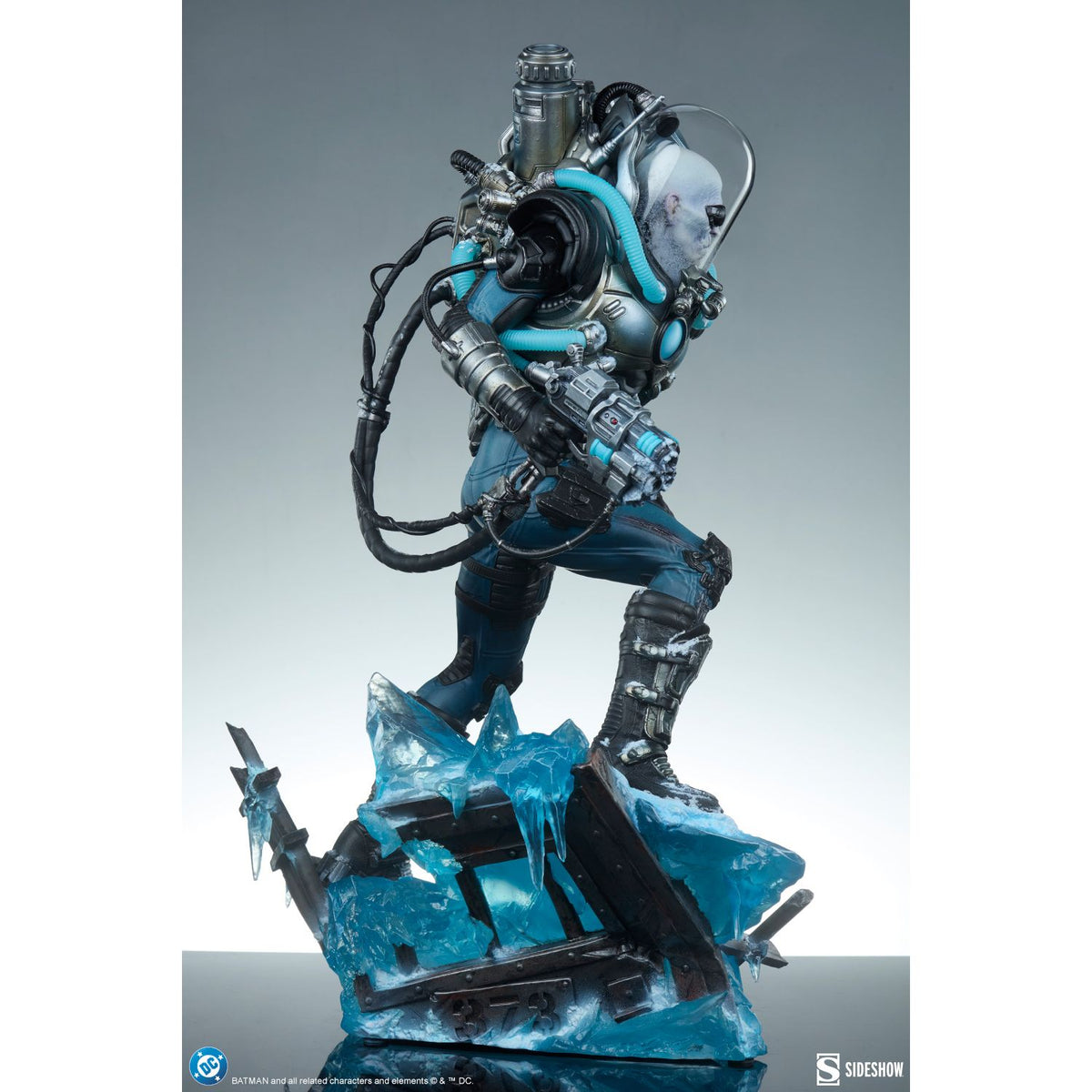 MR. FREEZE™ Premium Format™ Figure-9